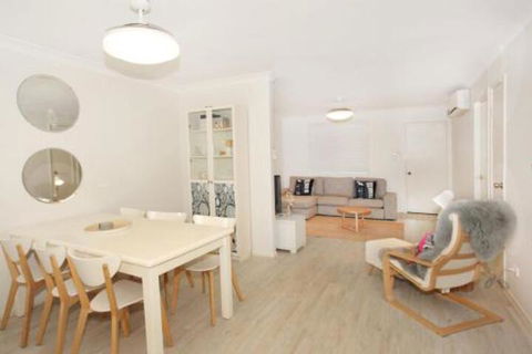 Unit 1 / 14 Tamarindus Street Marcoola Beach Pet Friendly 300 BOND Linen Supplied - Accommodation Newcastle 2