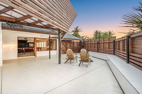 Your Luxury Escape OneCoral - Accommodation Newcastle 0