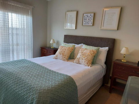 Annesley Central - Accommodation Newcastle 5