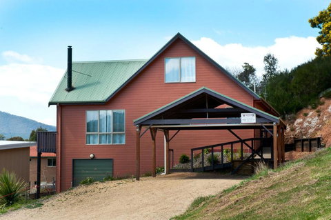 Whistler - Accommodation Newcastle 1