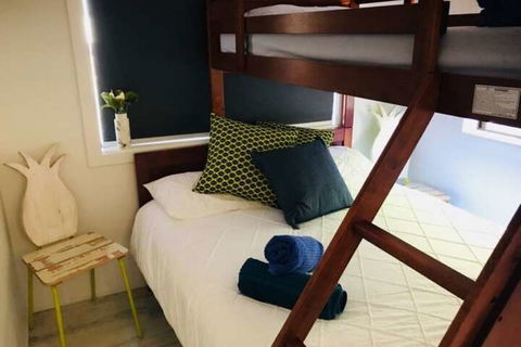 Yeppoon Beachhouse - Hostel - Accommodation Newcastle 3