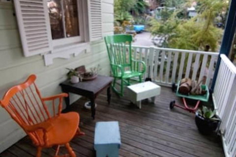 Piccolo - Accommodation Newcastle 5