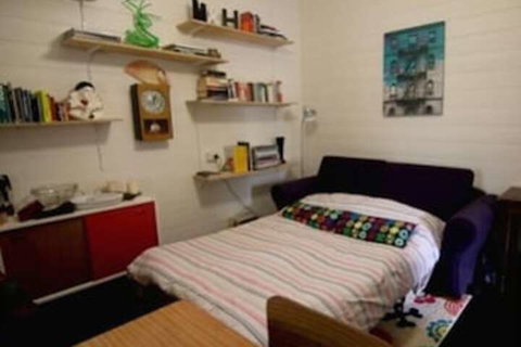 Piccolo - Accommodation Newcastle 2