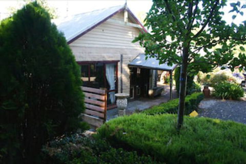 Blerick Country Retreat - Accommodation Newcastle 3