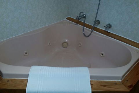 Toora Lodge Motel - Accommodation Newcastle 5
