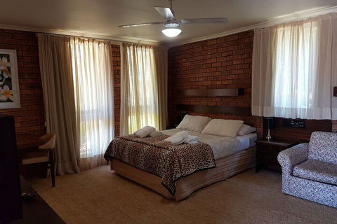 Toora Lodge Motel - Accommodation Newcastle 7