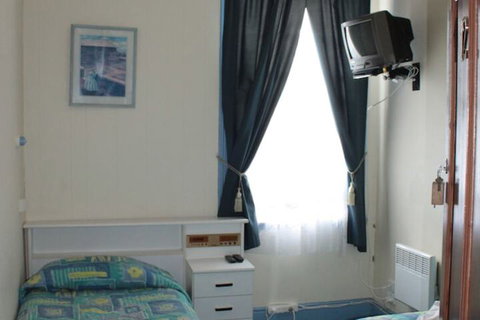 Bischoff Hotel - Accommodation Newcastle 4