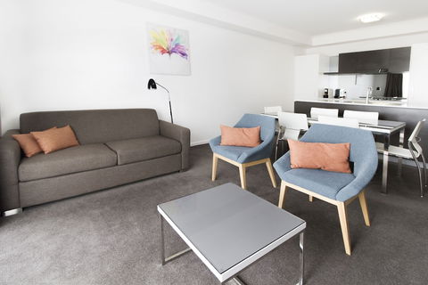 Abode Tuggeranong - Accommodation Newcastle 5