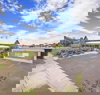 Hamilton Lakeside Motel - Accommodation Newcastle