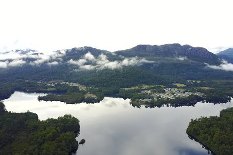 Tullah Lakeside Lodge - Accommodation Newcastle 2