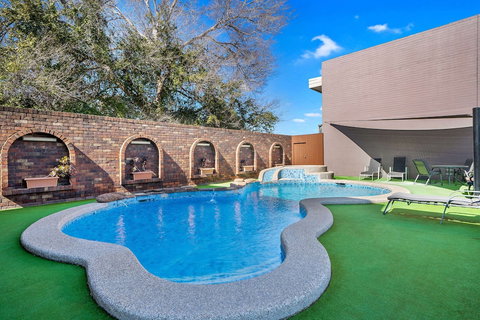 Quality Hotel Sherbourne Terrace - Accommodation Newcastle 2