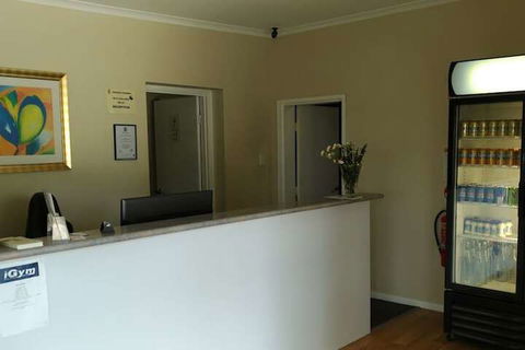 All Seasons Country Lodge - Accommodation Newcastle 5
