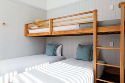 Reflections Holiday Parks Shaws Bay - Accommodation Newcastle 0