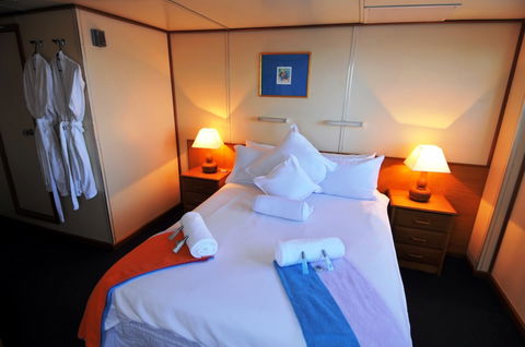 Reef Encounter - Accommodation Newcastle 3