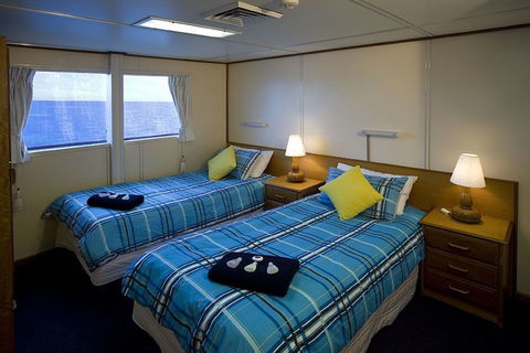 Reef Encounter - Accommodation Newcastle 4