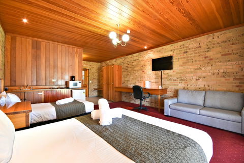 Nightcap At Macquarie Inn - Accommodation Newcastle 5