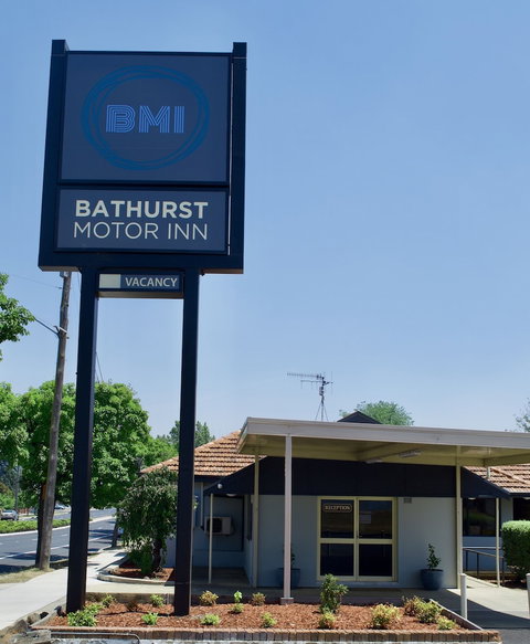 Bathurst Motor Inn - Accommodation Newcastle 4