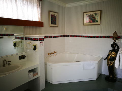 Motel Mayfair On Cavell - Accommodation Newcastle 6