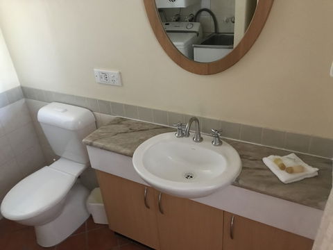 Villa Vaucluse Apartments Of Cairns - Accommodation Newcastle 5