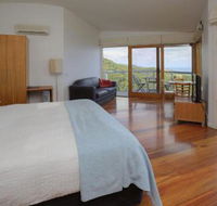 Chriss Beacon Point Restaurant  Villas - Accommodation Newcastle