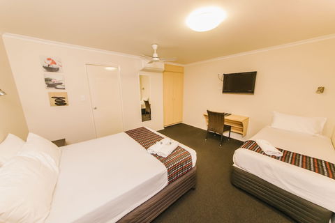 Citywalk Motor Inn - Accommodation Newcastle 3