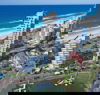 Capricorn One - Accommodation Newcastle