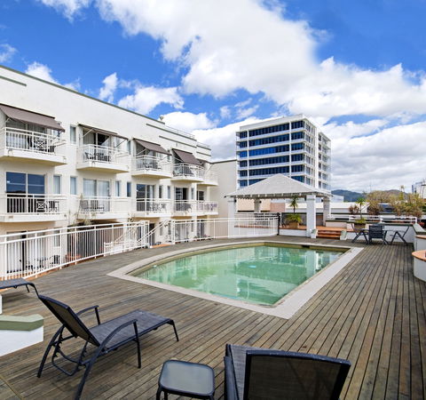 Il Centro Apartment Hotel - Accommodation Newcastle 1