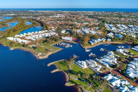 Mandurah Quay Resort - Accommodation Newcastle 2