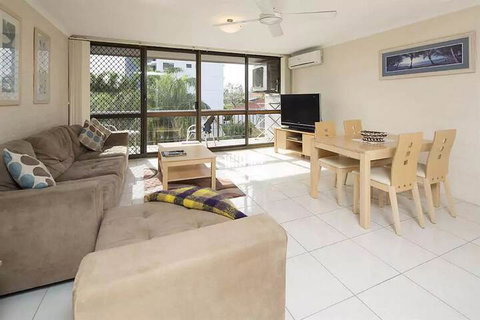 Burleigh Palms Holiday Apartments - Accommodation Newcastle 6