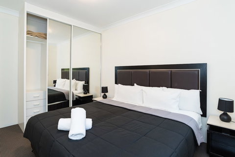 Eastwood Furnished Apartments - Accommodation Newcastle 6