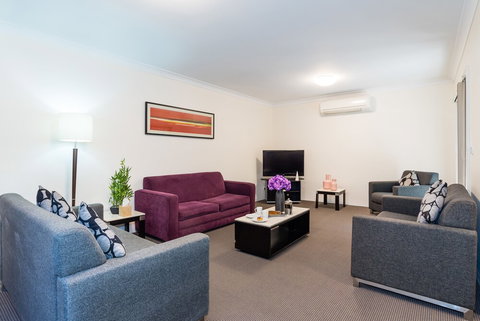 Eastwood Furnished Apartments - Accommodation Newcastle 3