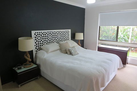 Coffs Harbour Holiday Apartments - Accommodation Newcastle 2