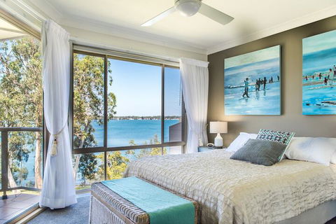 Anne's Waterfront Haven B&B - Accommodation Newcastle 7