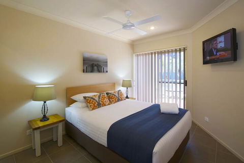 Marty's @ Little Beach - Accommodation Newcastle 6