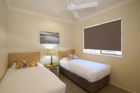 Marty's @ Little Beach - Accommodation Newcastle 5