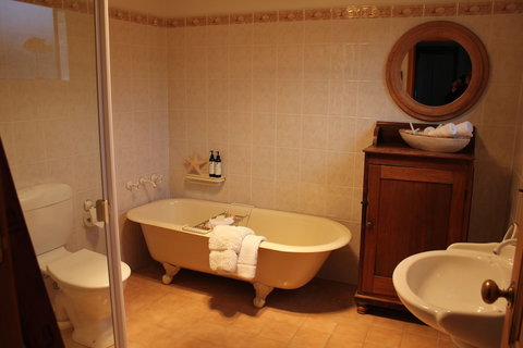 Boathouse - Birks River Retreat - Birks Harbour - Accommodation Newcastle 4