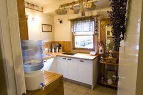 Montville Attic - Accommodation Newcastle 7