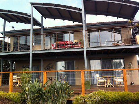 Corinella On The Esplanade Bed & Breakfast - Accommodation Newcastle 0