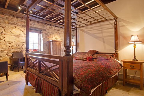 Cleburne Homestead - Accommodation Newcastle 5