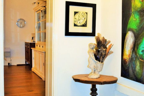 Cleburne Homestead - Accommodation Newcastle 2