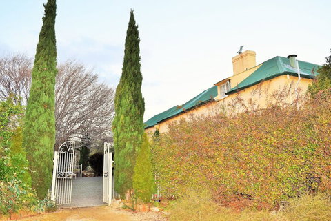 Cleburne Homestead - Accommodation Newcastle 1