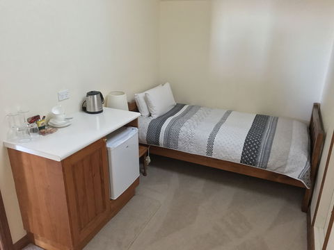 Valley Of The Waters B&B - Accommodation Newcastle 6