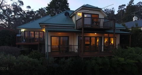 Valley Of The Waters B&B - Accommodation Newcastle 2