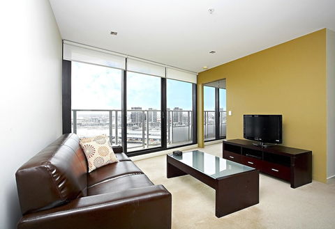 Astra Apartments - Docklands - Accommodation Newcastle 6