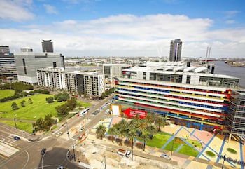 Astra Apartments - Docklands - Accommodation Newcastle 0