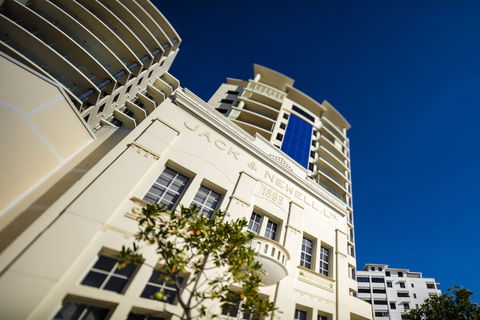 Jack & Newell Holiday Apartments - Accommodation Newcastle 0
