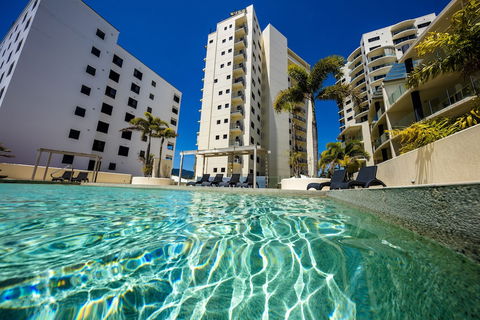 Jack & Newell Holiday Apartments - Accommodation Newcastle 4
