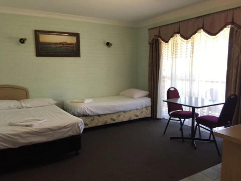 Homestead Motel - Accommodation Newcastle 6