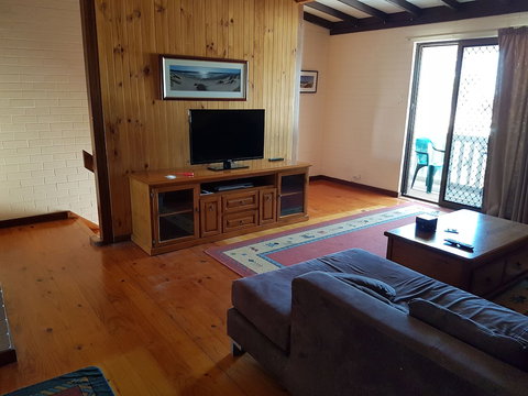 Kalbarri Sunset Villa - Accommodation Newcastle 2