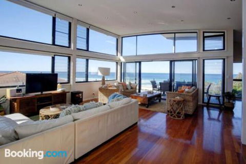 ROCKPOOL (4 Night Min) - Accommodation Newcastle 7